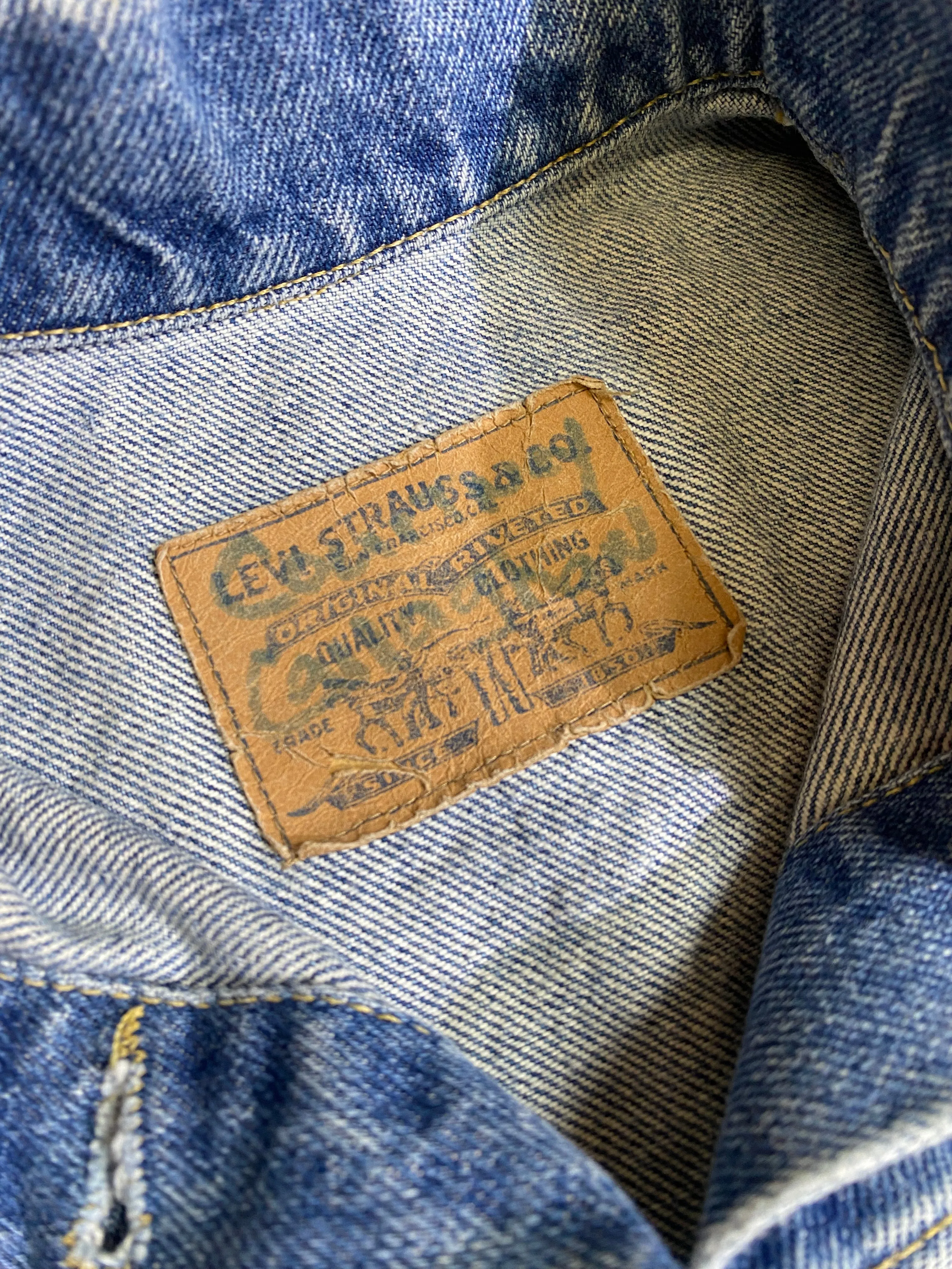 1980s Mid-Wash Denim Trucker Jacket by LEVI'S