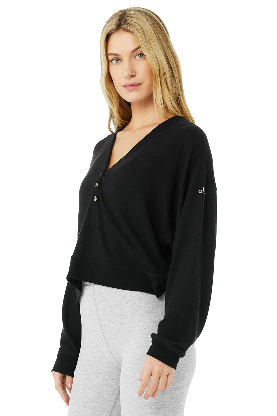 Alolux Soho Crop Henley - Black