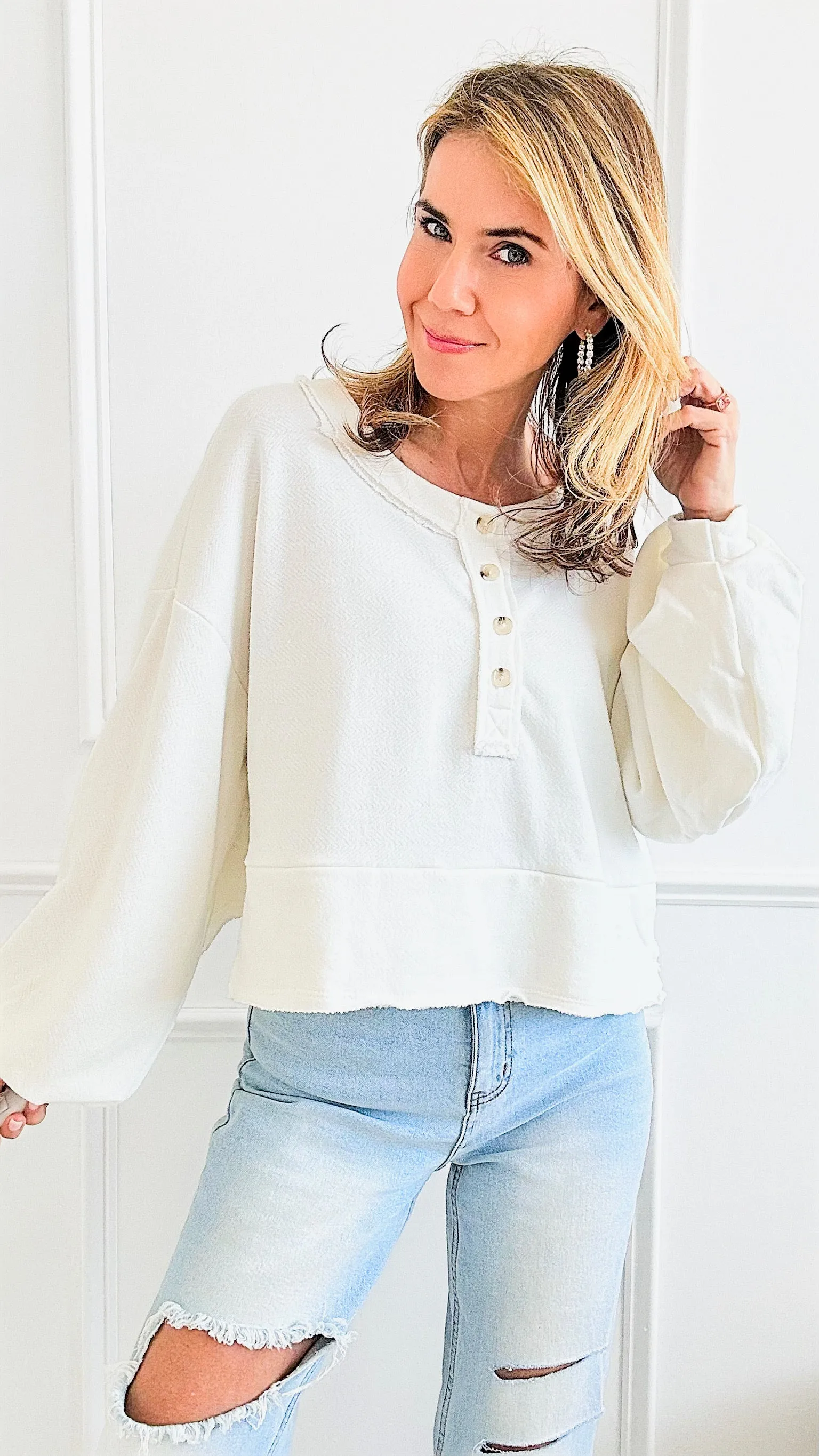 Button-up Crop Long Sleeves Top - Ivory