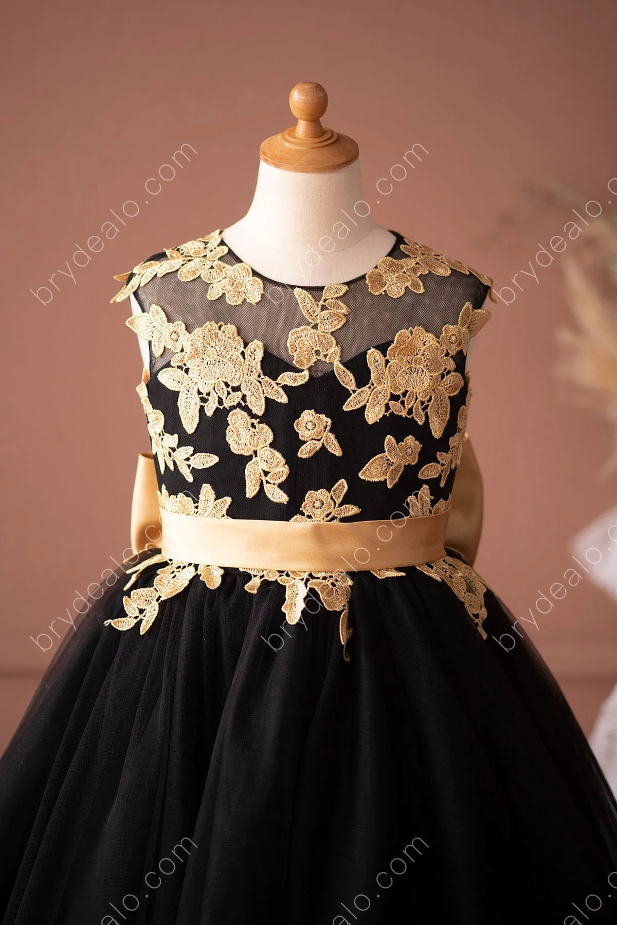 Gold Lace Pretty Bowknot Black Flower Girl Dress Online