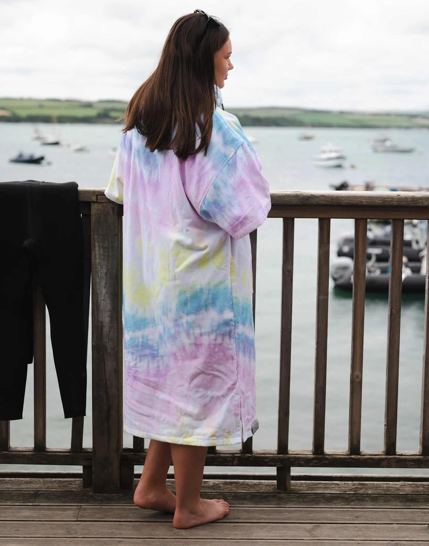 Mystic - Poncho Women - Velours AOP - Rainbow